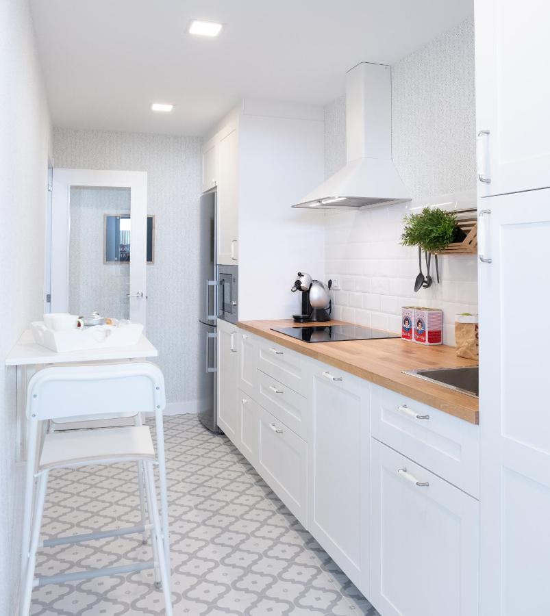 Apartamento De Diseno Centrico Con Terraza Espectacular Santiago de Compostela Bagian luar foto